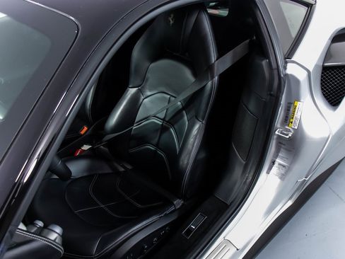 Certified 2016 Ferrari 488 GTB image 6