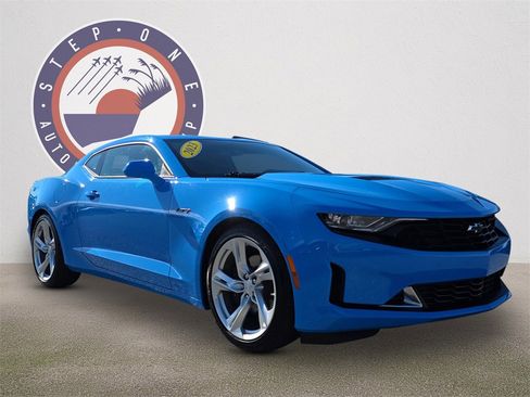 Used 2023 Chevrolet Camaro LT w/ RS Package image 2
