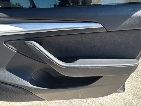 Used 2022 Tesla Model 3 Performance image 26