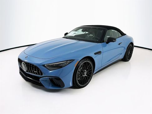 New 2026 Mercedes-Benz SL 63 AMG 4MATIC image 3