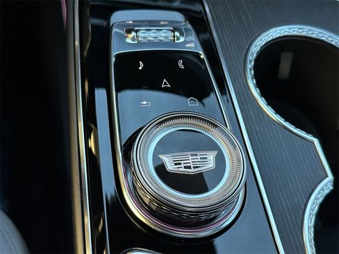 New 2026 Cadillac Lyriq Sport image 30