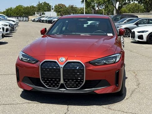 Used 2023 BMW i4 eDrive35 RWD image 3