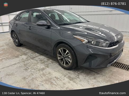 Used 2024 Kia Forte LXS w/ LXS Technology Package FWD image 11