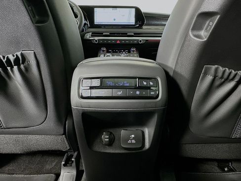 Used 2025 Hyundai Palisade Calligraphy AWD/4WD image 27
