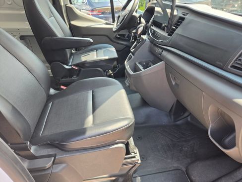 Used 2023 Ford Transit 250 Medium Roof w/ Upfitter Package RWD image 15