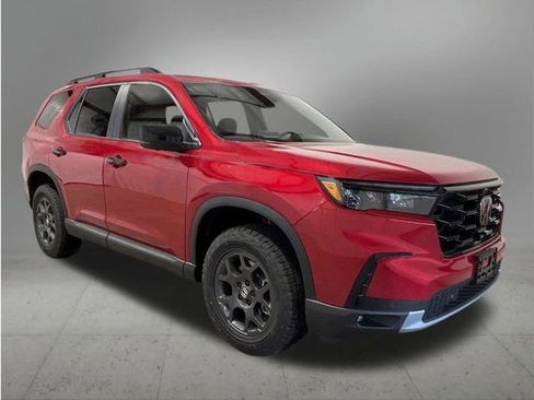 New 2025 Honda Pilot TrailSport image 10