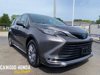 Used 2023 Toyota Sienna XLE FWD 360° Tour