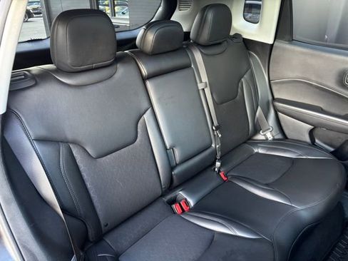 Used 2020 Jeep Compass Altitude image 49