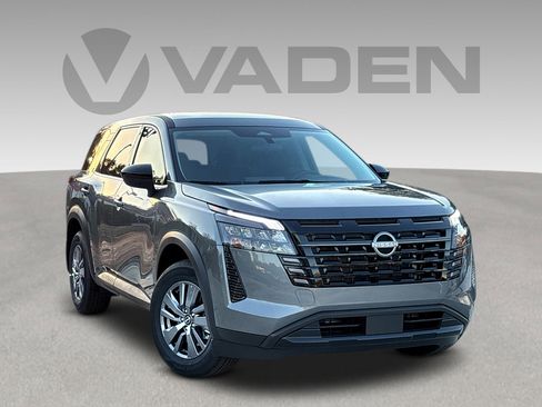 New 2026 Nissan Pathfinder SV image 1