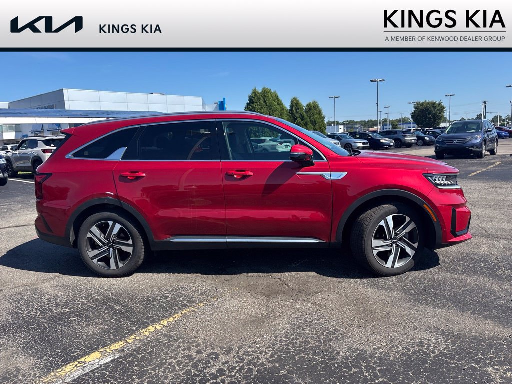 Used 2023 Kia Sorento EX AWD/4WD image 4