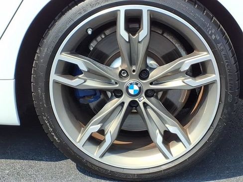 Used 2020 BMW M550i xDrive w/ Executive Package AWD/4WD image 9
