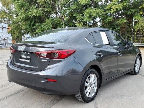 Used 2016 MAZDA MAZDA3 i Touring w/ Popular Equipment Package image 3