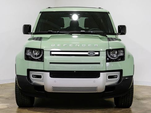 Used 2023 Land Rover Defender 110 75th Limited Edition image 5