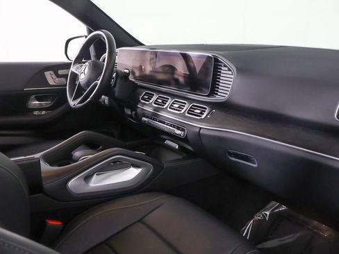 Used 2025 Mercedes-Benz GLE 350 4MATIC w/ AMG Line Exterior image 26