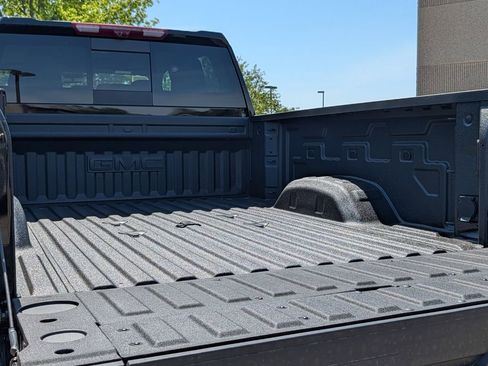 New 2026 GMC Sierra 3500 Denali w/ Denali Reserve Package AWD/4WD image 33