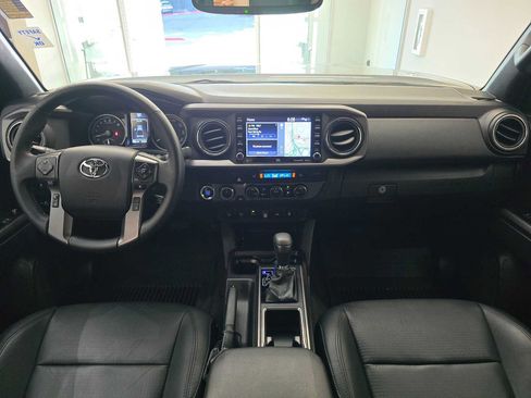 Certified 2023 Toyota Tacoma TRD Off-Road w/ TRD Premium Off Road Package AWD/4WD image 10