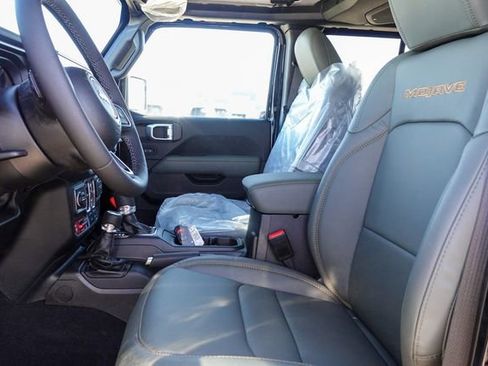 New 2026 Jeep Gladiator Mojave image 14