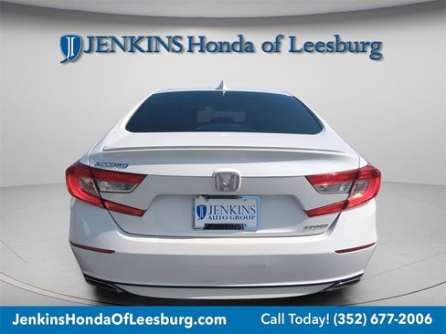 Used 2018 Honda Accord Sport image 5