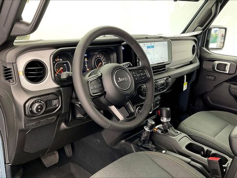 New 2026 Jeep Gladiator Sport image 4