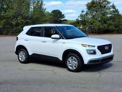 New 2026 Hyundai Venue SE