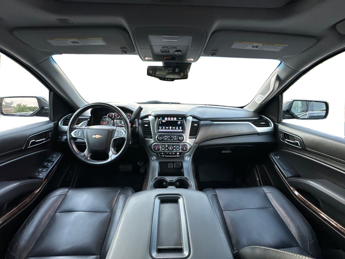 Used 2019 Chevrolet Suburban LT AWD/4WD image 13