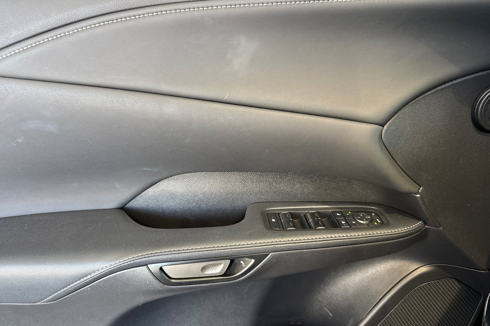 Used 2024 Lexus RX 350 Premium w/ Accessory Package (Z1) FWD image 12