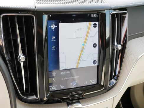Used 2019 Volvo XC60 T8 Inscription w/ Advanced Package AWD/4WD image 22