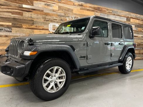 Used 2023 Jeep Wrangler Unlimited Sport AWD/4WD image 11