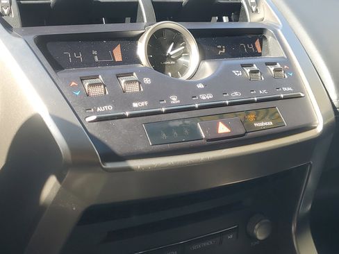 Used 2018 Lexus NX 300 FWD image 27