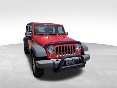 Used 2017 Jeep Wrangler Unlimited Sport w/ Connectivity Group AWD/4WD image 8
