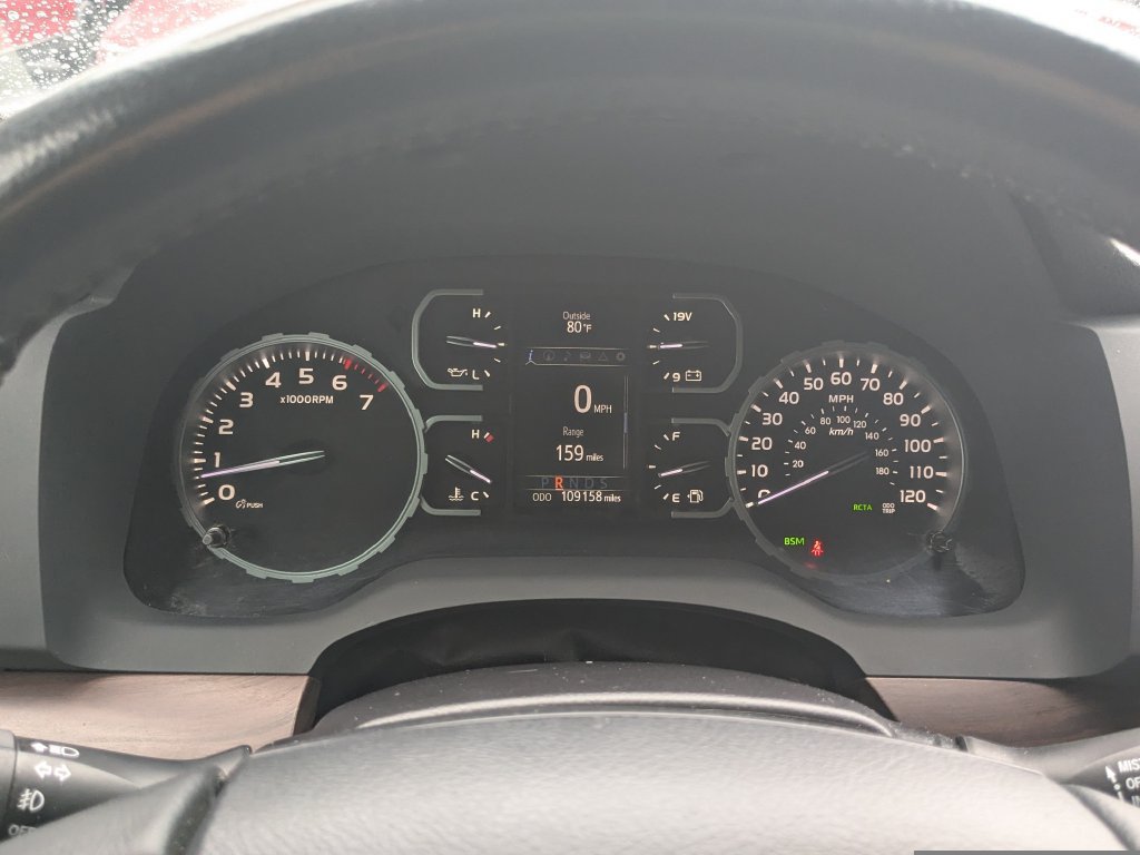 Used 2018 Toyota Tundra Limited w/ Limited Premium Package AWD/4WD image 15