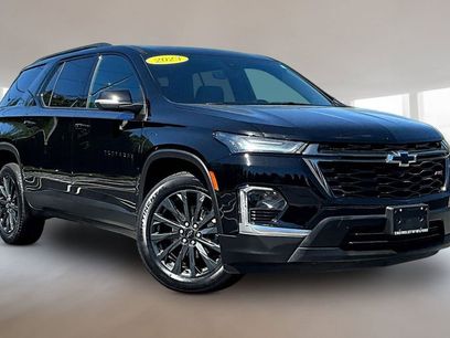Used 2023 Chevrolet Traverse RS