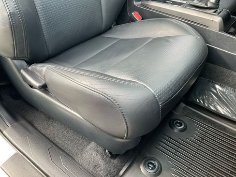 Used 2019 Toyota Tacoma TRD Sport image 58