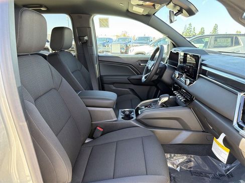 New 2026 GMC Canyon Elevation image 31