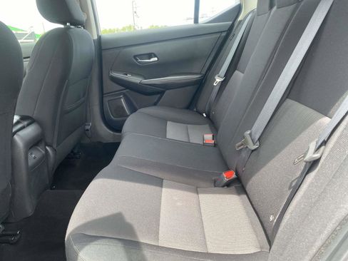 Used 2023 Nissan Sentra SV FWD image 11