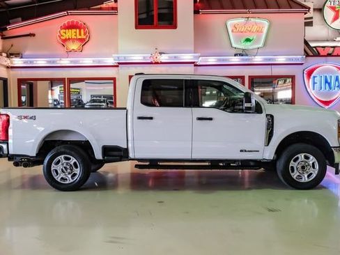 Used 2025 Ford F350 XLT image 10