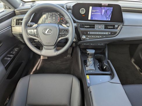 New 2025 Lexus ES 350 w/ Premium Package image 12