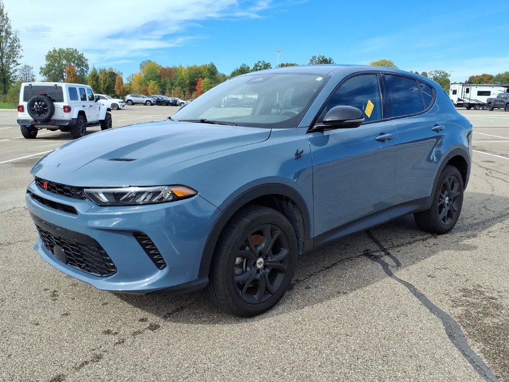 Used 2023 Dodge Hornet GT w/ GT Blacktop Package AWD/4WD image 1