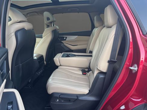 Used 2024 Acura MDX SH-AWD w/ Technology Package image 12