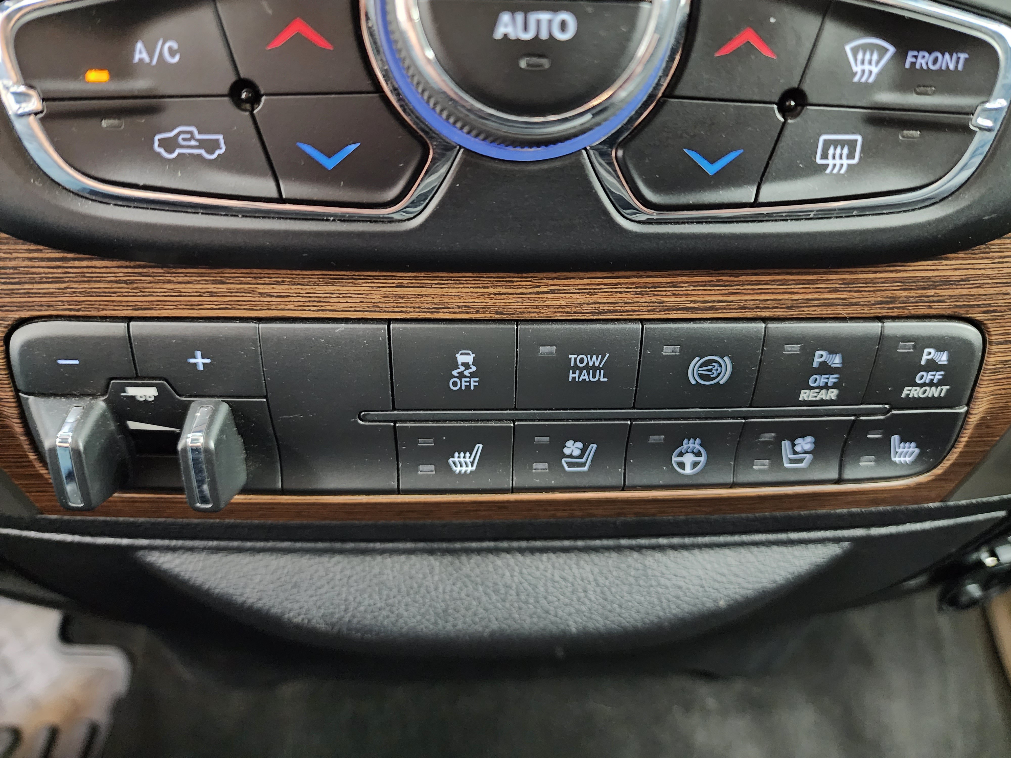 Used 2017 RAM 2500 Laramie AWD/4WD image 53