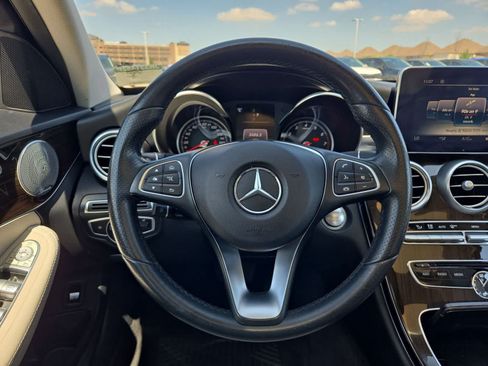 Used 2018 Mercedes-Benz C 300 Sedan image 22