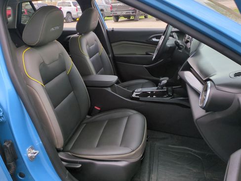 Certified 2025 Chevrolet Trax ACTIV w/ Driver Confidence Package FWD image 27