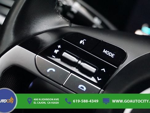 Used 2021 Hyundai Elantra Limited FWD image 22