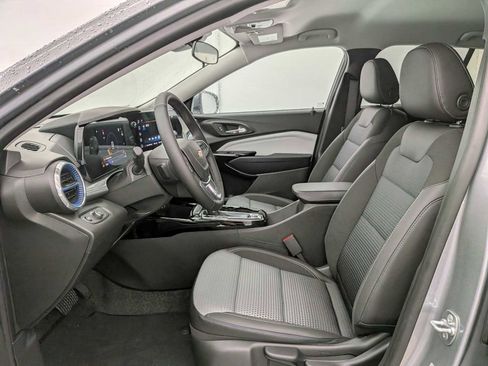 New 2026 Chevrolet Trax LT w/ Driver Confidence Package image 17