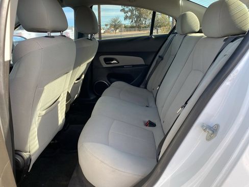 Used 2011 Chevrolet Cruze Eco image 18