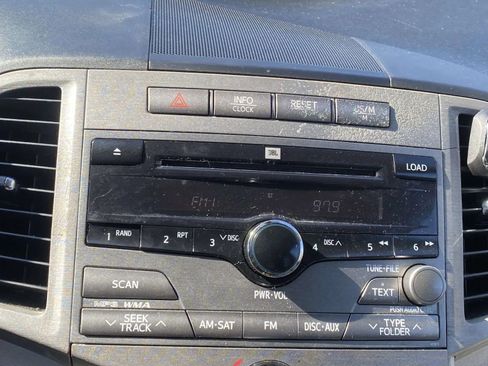 Used 2009 Toyota Venza FWD image 24