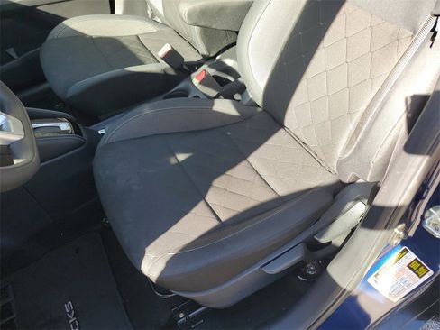 Used 2020 Nissan Kicks SV image 20