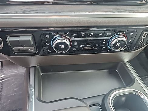 New 2026 GMC Sierra 1500 SLT w/ SLT Premium Plus Package image 23