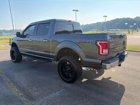 Used 2017 Ford F150 XLT w/ Equipment Group 302A Luxury AWD/4WD image 5