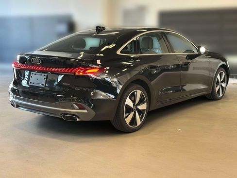 Used 2025 Audi A5 2.0T Premium w/ Premium Plus AWD/4WD image 4
